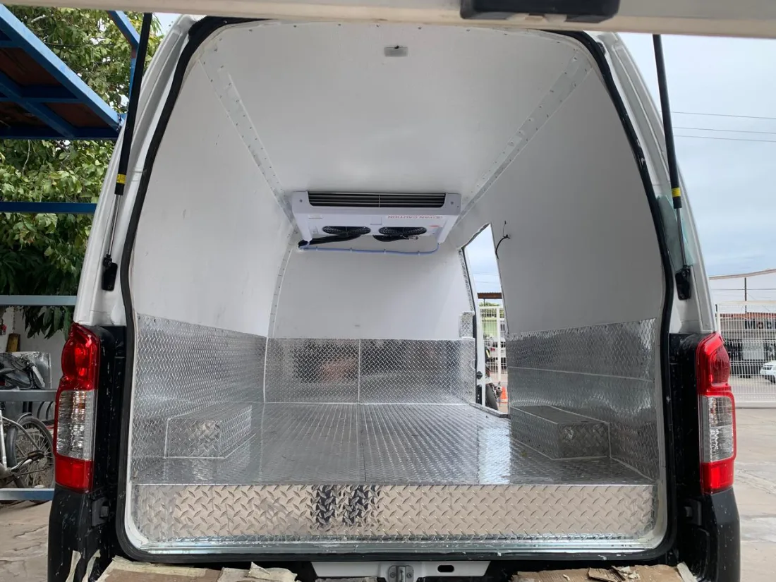 Vista trasera. Instalaciones de refrigeración
